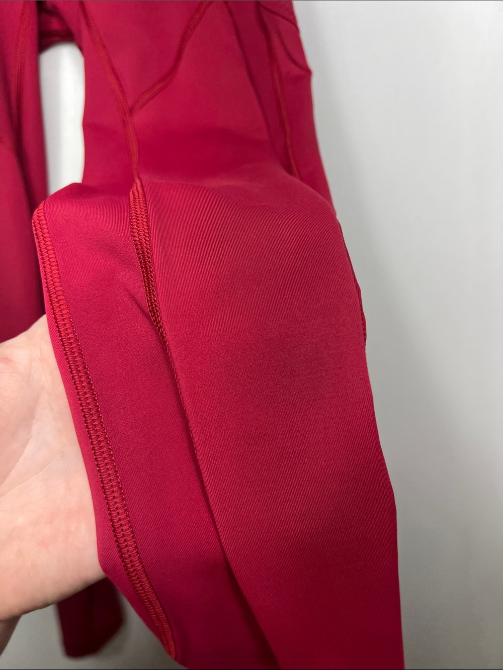 High-Waist Performance Leggings in Deep Berry - Picture 9 of 11